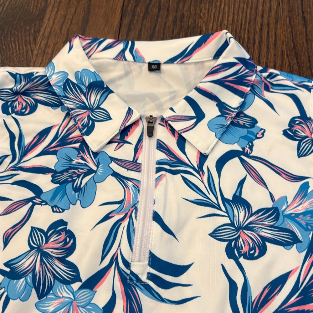 Golf Shirt Women’s Sleeveless Floral Zip Polo - Blue & Pink Floral on White XS - Picture 2 of 4